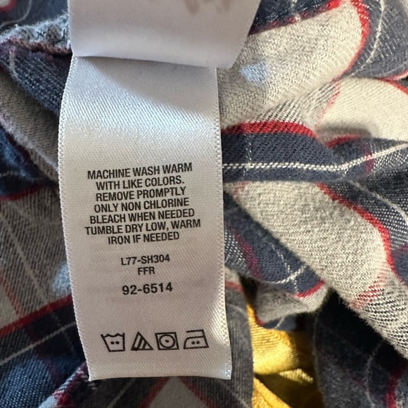 Cabela's Women’s Blue Red Button Up Size Medium Flannel Shirt EUC - Picture 8 of 16